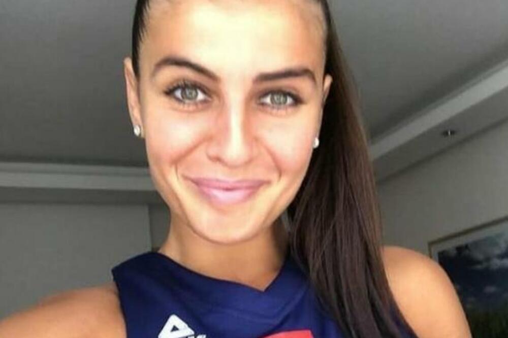 IMAO JE IZA SEBE DVA BRAKA I ČETVORO DECE: Ljubav Ane Dabović je bio OVAJ MOĆNIK, koji je MLATIO DRŽAVOM! (FOTO)