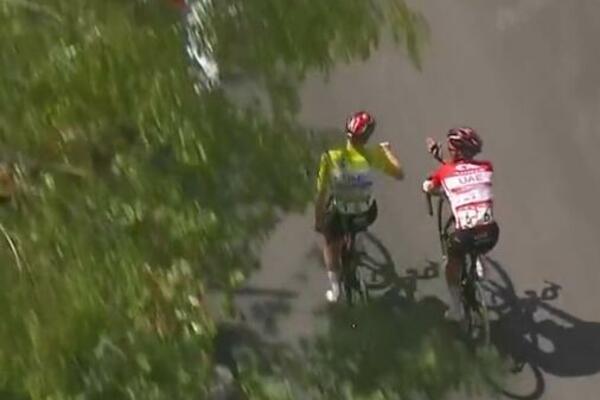 OVAKO NEŠTO DO SADA NIJE VIĐENO! LEGENDARNO: Pobednika trke odlučili starom, muškom plemenitom igrom (VIDEO)