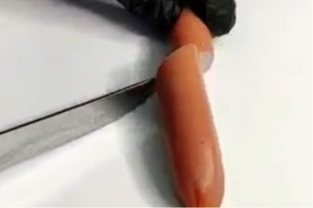 SNIMAK VIRŠLE POD MIKROSKOPOM JE LAŽAN