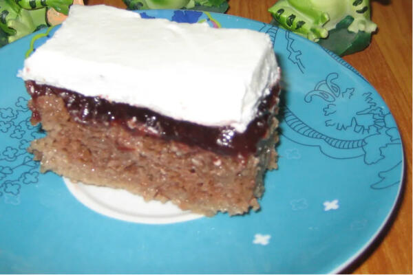 NOĆNI KOLAČ DA MU PAMET STANE! Zavedite vašeg dragog sa OVOM POSLASTICOM (RECEPT)