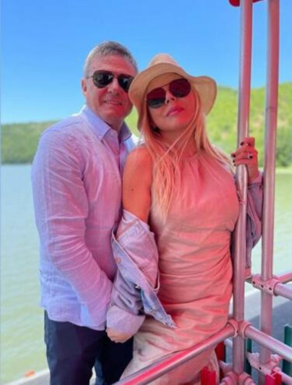 Piksi sa suprugom Snežanom