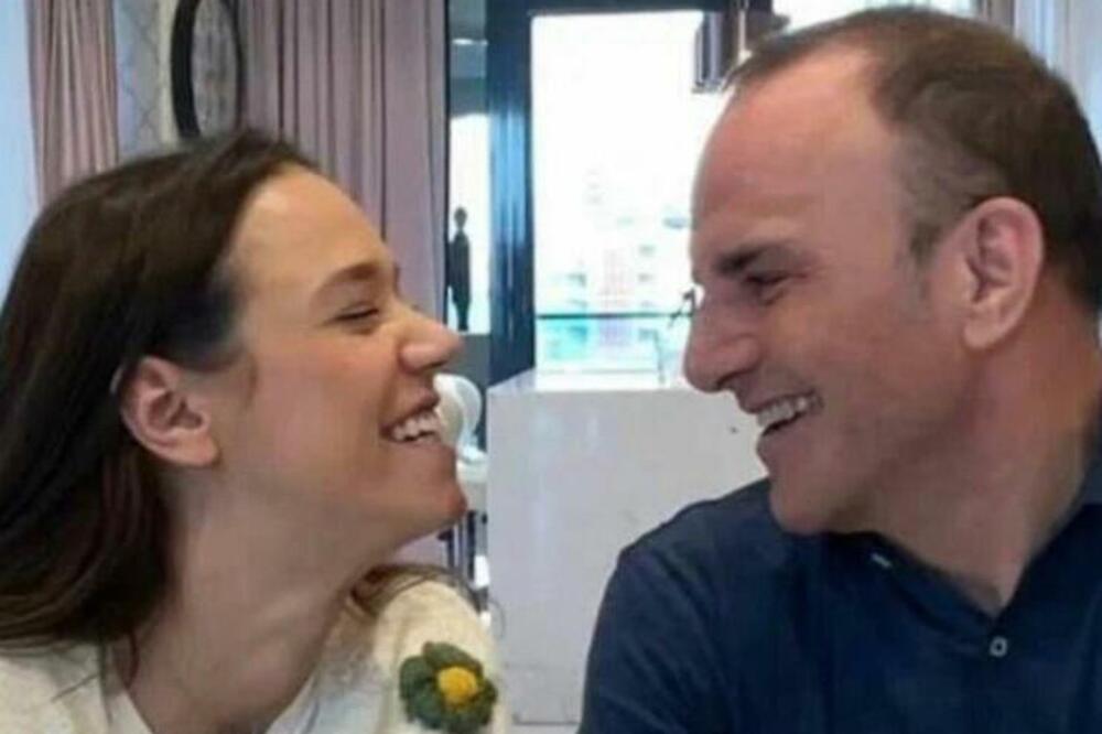 LIK IZ ZATVORA JOJ NAPRAVIO 22 DECE: Ona nasrće na njega, hoće da ih bude PREKO 100 (FOTO)