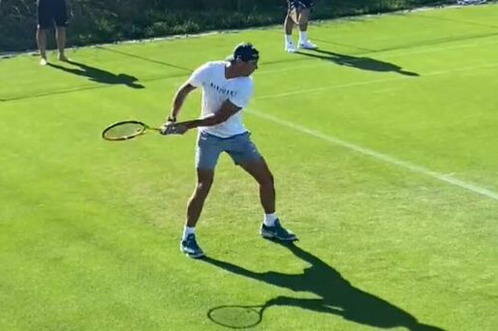 NOVAK ĆE IMATI PRILIKU ZA OSVETU (tek u finalu): Rafa punom parom trenira u Londonu! (VIDEO)