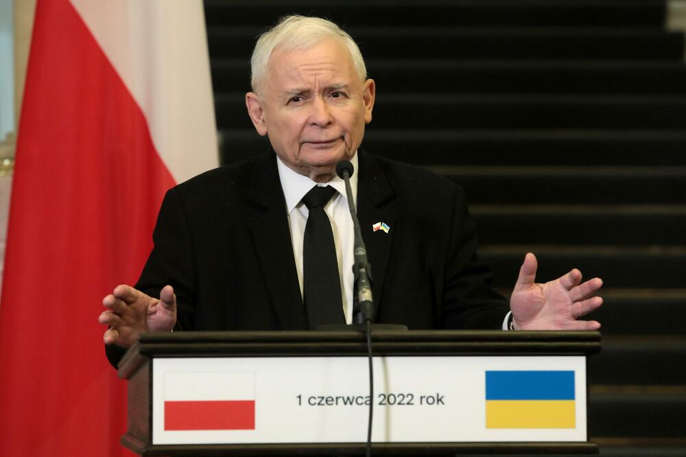 BIZARNA IZJAVA KAČINJSKOG IZAVALA GNEV GRAĐANA: Rekao da je ovo RAZLOG niskog nataliteta, pa se našao na meti OSUDA