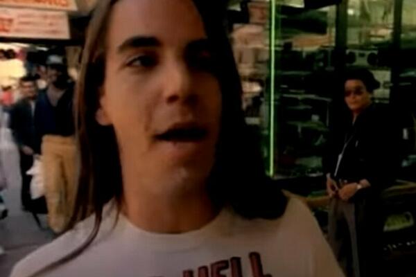 PEVAČA OTAC UVUKAO U SVET DROGE: Sa 13 godina SPAVAO SA NJEGOVIM DEVOJKAMA, jeziva životna priča, ŠOK DETALJI!