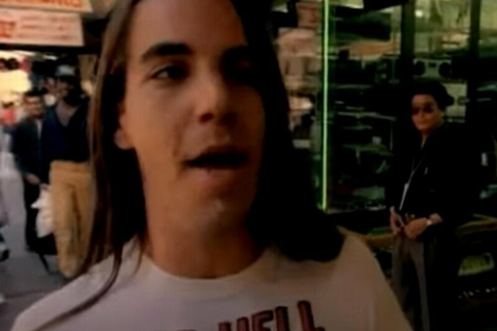 PEVAČA OTAC UVUKAO U SVET DROGE: Sa 13 godina SPAVAO SA NJEGOVIM DEVOJKAMA, jeziva životna priča, ŠOK DETALJI!