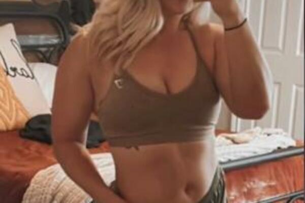 ČIM JE SNIMILA, DOBILA JE 16 PROPUŠTENIH POZIVA: Muž je odmah nakon toga OSTAVIO (VIDEO)