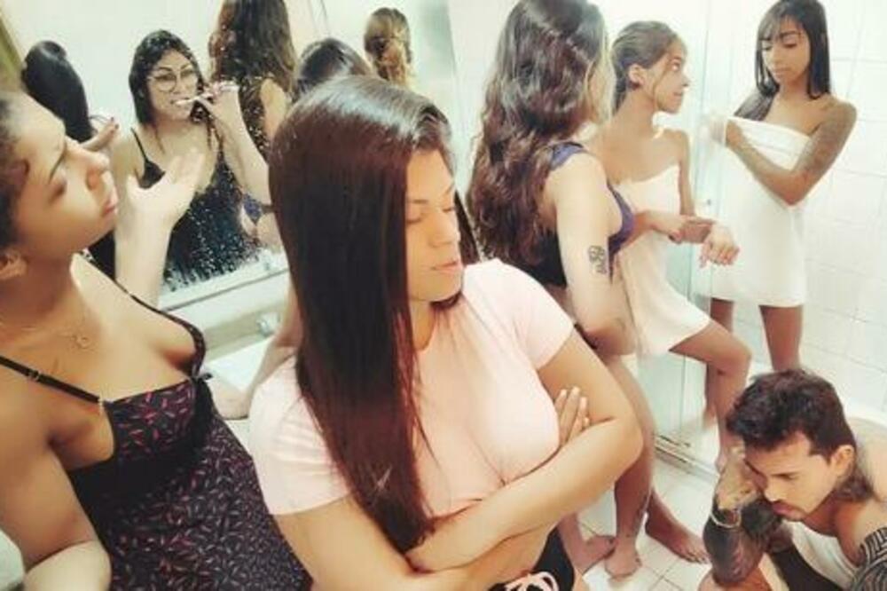 PROGOVORIO O SE*SU SA ČAK 9 ŽENA: Istovremeno mu to rade, poludećete na OVO (FOTO)