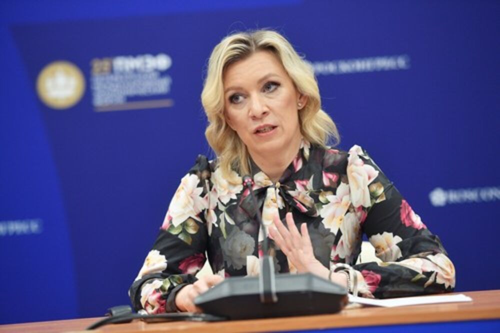 Odpovedani koncerti Bajage, zvezdniške oporoke in nebesni pojavi zaznamovali novice