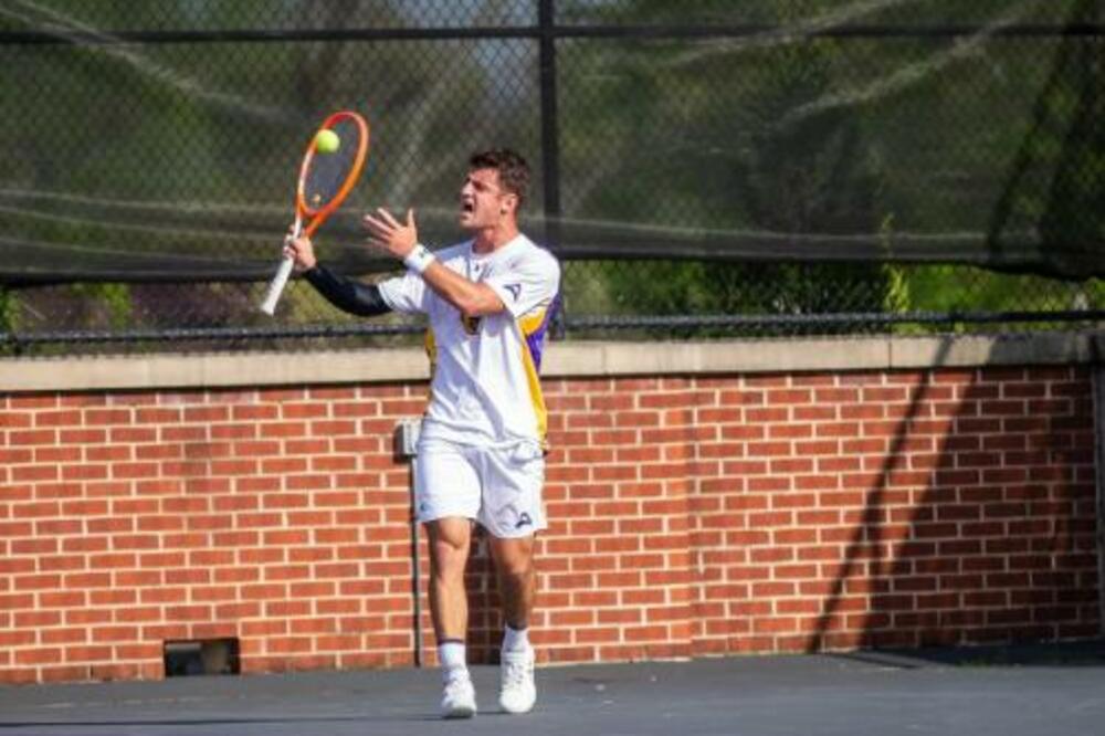 ŠOK! UPUCAN SRPSKI TENISER! Odmah reagovao Novak Đoković! (FOTO)