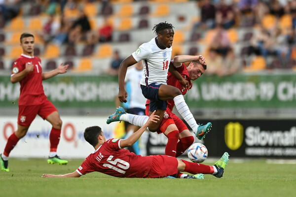 DEBAKL KOJI ŽESTOKO BOLI: Englezi razbili Srbiju, "Orlićima" treba čudo za polufinale!