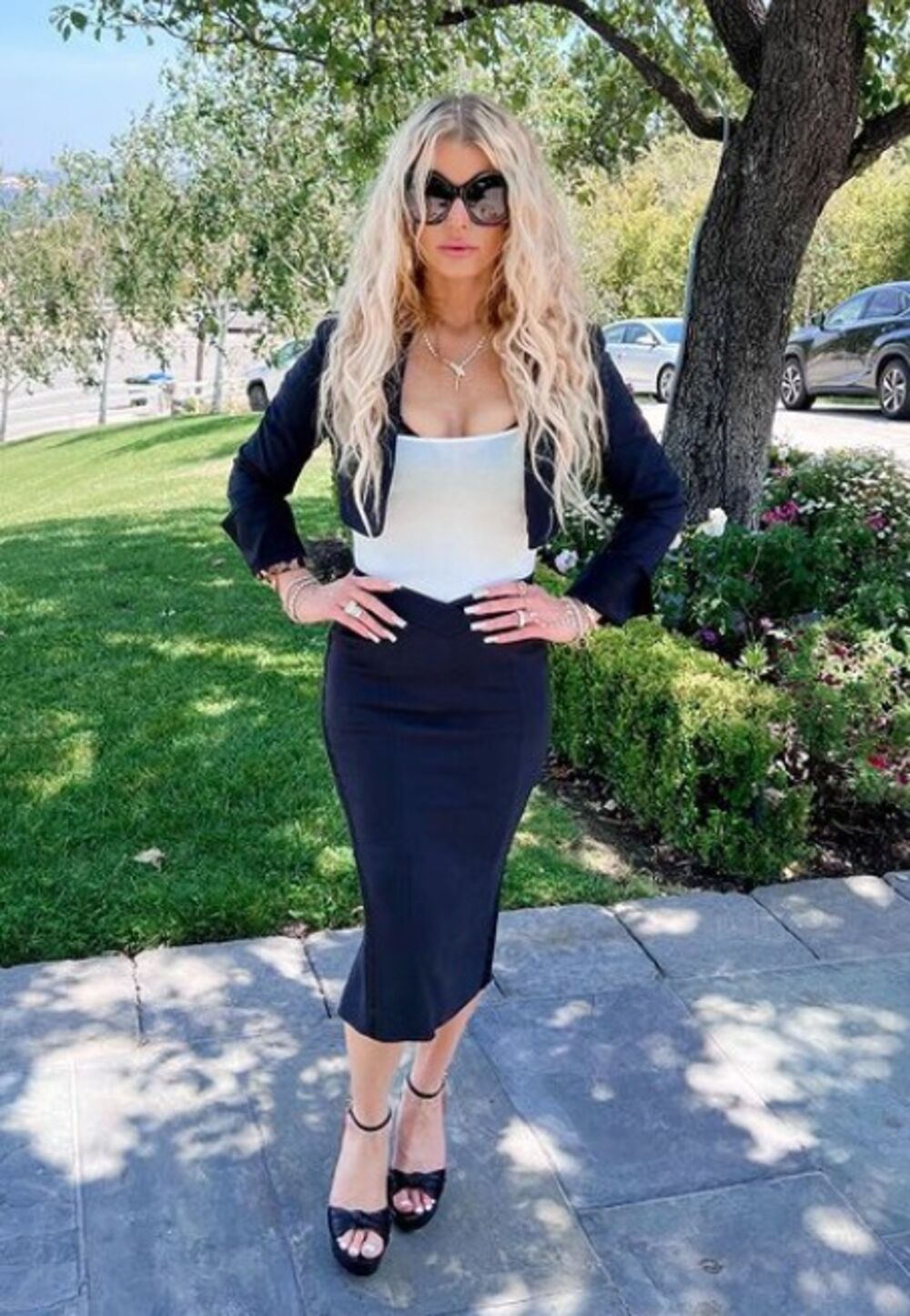 Džesika Simpson objavila fotografiju na kojoj ne liči na sebe