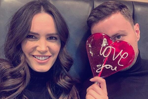 KONAČNO OTKRIVENO KO JE SUPRUG ANE BEBIĆ: Kupio joj STAN, DIREKTOR je ozbiljne firme i SAN JE SVAKE ŽENE!