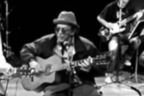 UPRAVO JAVLJENO: Umro PEVAČ, TUGA!