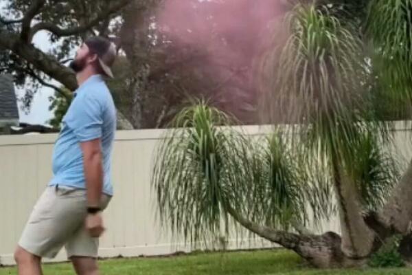 OVAKO IZGLEDA TATA KOJI JE ŽELEO SINA, A DOBIO ĆERKU! Snimak se deli kao MUNJA, ovo je hit (VIDEO)