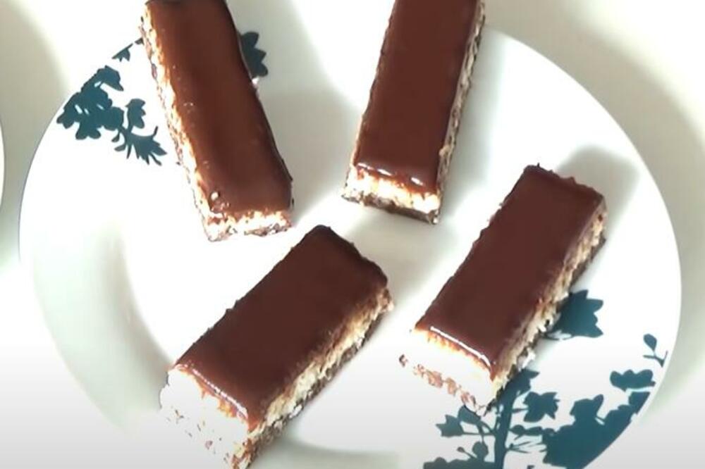 ZABORAVIĆETE NA ČOKOLADICU! Ovakav BOUNTY KOLAČ je bolji od 3 kupovnih, prste da poližeš! (RECEPT)