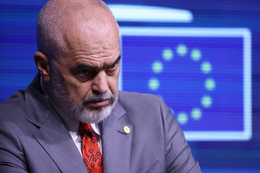 RAMA POZVAO KFOR DA PREUZME KONTROLU NAD SEVEROM KOSOVA! Poručio da treba KAZNITI SRBE