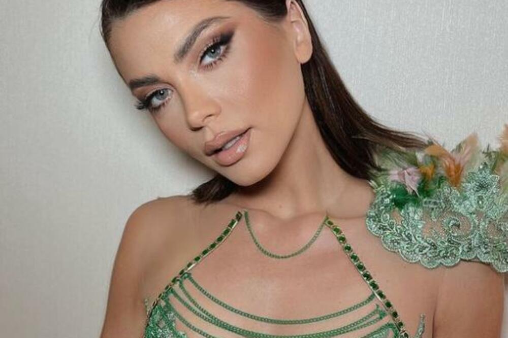 MILICA PAVLOVIĆ SINOĆ HITNO PREKINULA NASTUP: Fanovi ŠOKIRANI! (VIDEO)