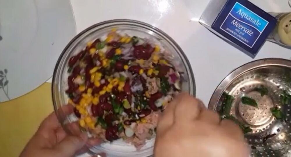 Salata sa tunjevinom i pasuljem