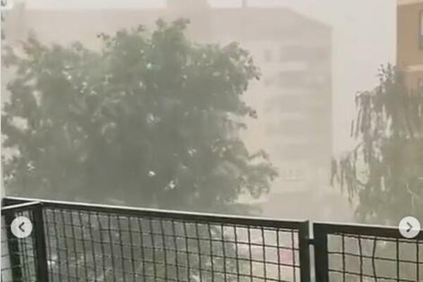 JAK GRAD POGODIO SELO BUNAR KOD JAGODINE: Vetar nosio SVE PRED SOBOM (FOTO)