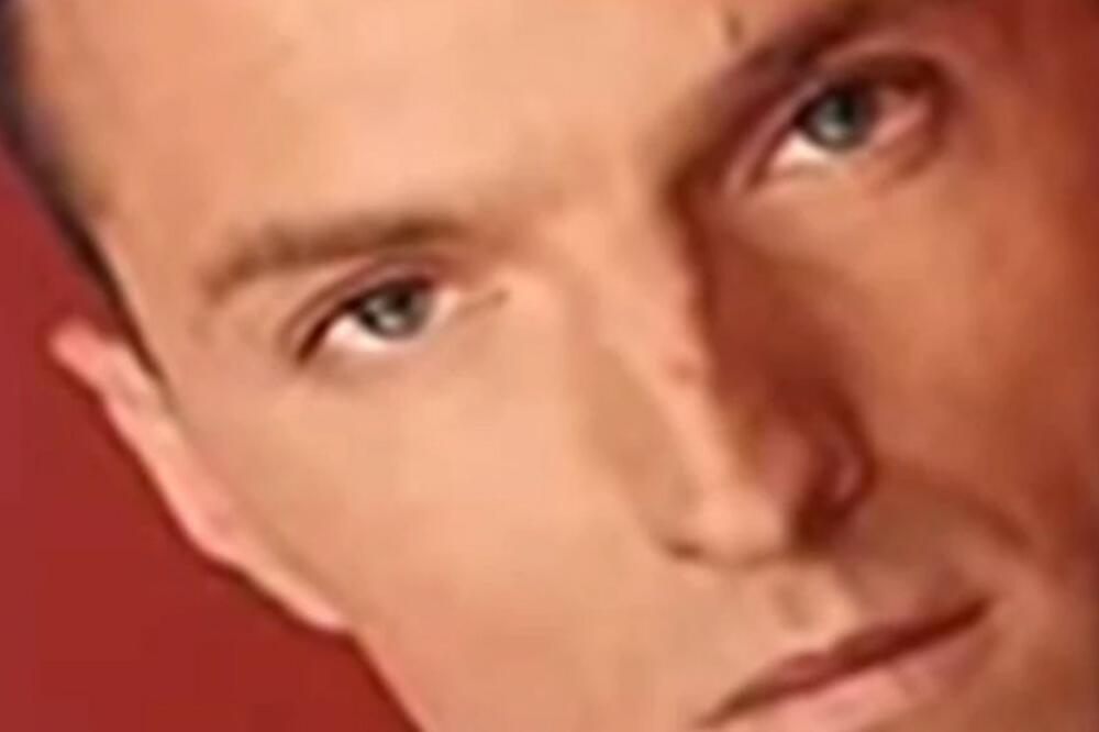 PEVAO JE "TEBI MOJA MAZO", A ONDA JE NESTAO: Evo gde je danas i KAKO IZGLEDA čuveni pevač!