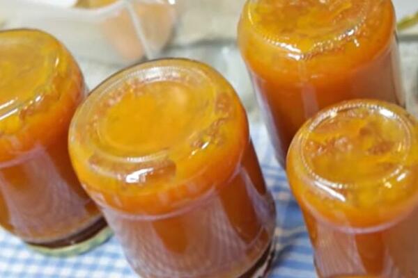 OVAKO NAŠE BAKE PRAVE PEKMEZ OD KAJSIJA: Može da stoji i GODINU DANA, domaćice ODMAH ZAPIŠITE RECEPT