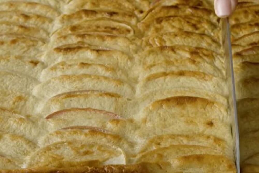 NAJPOZNATIJI AMERIČKI KOLAČ KOJI JE CEO SVET ZAVOLEO: Pita sa jabukama koja se sprema skroz drugačije NEGO KOD NAS