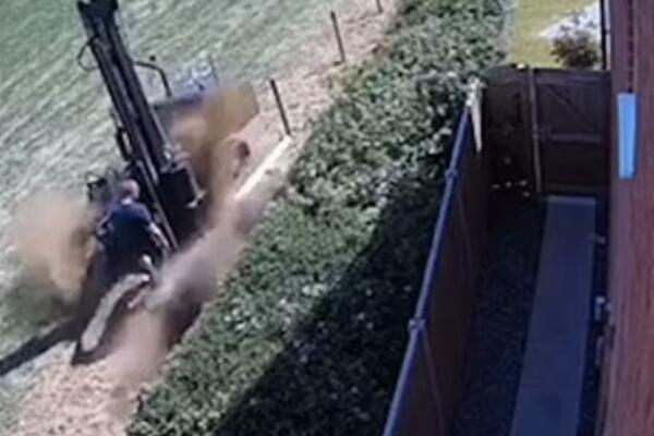 ČOVEK ODLETEO U VAZDUH KAO PROJEKTIL! Snimak BIZARNE nesreće kruži Internetom (VIDEO)