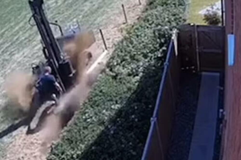 ČOVEK ODLETEO U VAZDUH KAO PROJEKTIL! Snimak BIZARNE nesreće kruži Internetom (VIDEO)