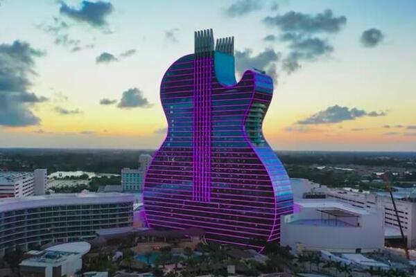 ZAVIRITE U LUKSUZNI HOTEL U OBLIKU DŽINOVSKE GITARE: Velelepno ZDANJE koje oduzima DAH, napravljeno u slavu OVOGA!