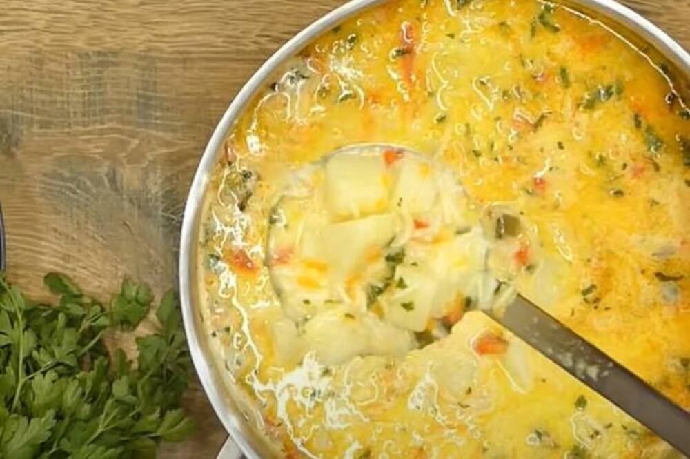 SRBI, OVAJ SAVRŠENI RUČAK KOŠTA 200 DINARA: Pileću KREM ČORBU sa 1 NAMIRNICOM niste mogli da ZAMISLITE