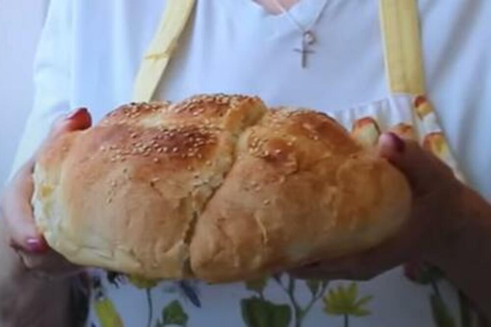 BAKA PODELILA RECEPT ZA NAJMEKANIJU LEPINJU: Domaćice, OVE KORAKE morate da ISPRATITE, ne postoji MEKŠE TESTO