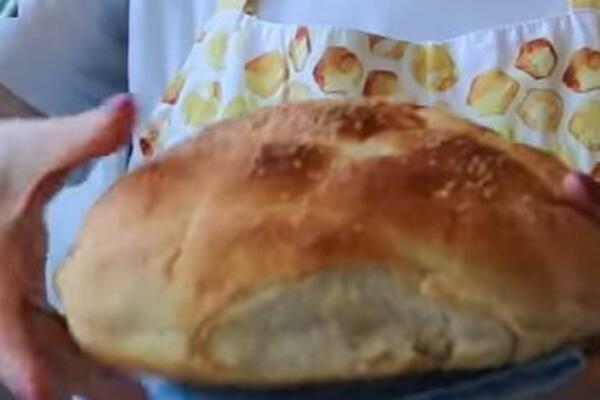 IMA LI ŠTA LEPŠE ZA DORUČAK OD VRUĆE KAJMAK LEPINJE? Napravite BOSANSKI specijalitet, prste ćete POLIZATI