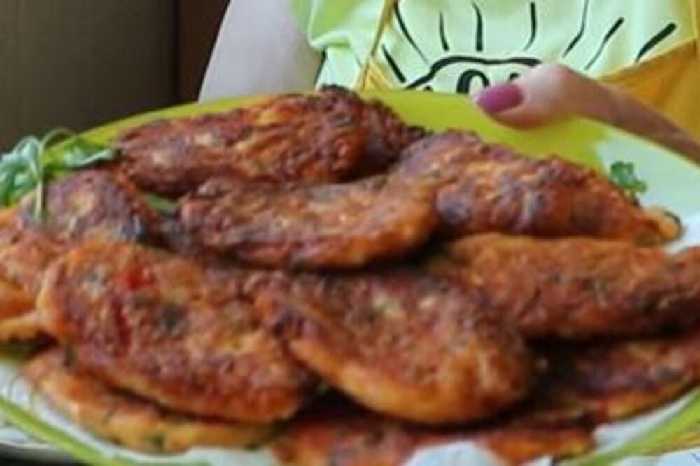 PLJESKAVICE OD TIKVICA PRAVO SU JELO ZA POSNE DANE: Brza i laka priprema, krenuće vam VODA NA USTA