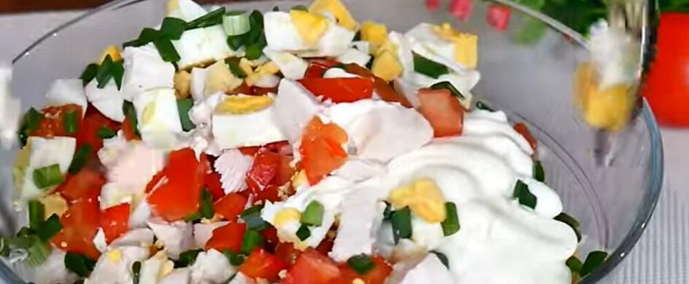 Salata sa piletinom i kuvanim jajima
