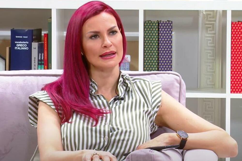 SRBI OVO VOĆE TAMANE, A NEMAJU POJMA KOLIKO JE OTROVNO: Doktorka Svetlana Stanišić UPOZORAVA na PROBLEME