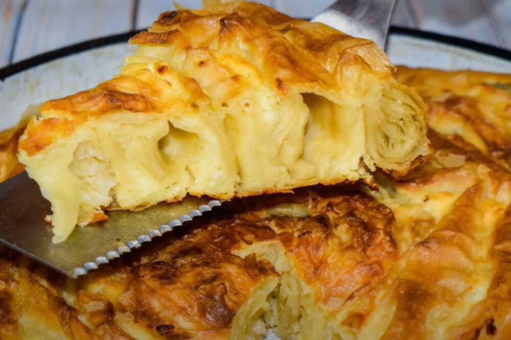 ZA RECEPTOM IZ BELE PALANKE SE TRKAJU: Pita kakvu samo Srbi mogu spremiti, UKUSNA I PREKO SLIKE (FOTO)