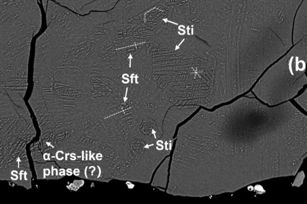Kineski naučnici po prvi put našli mineral visokog pritiska u uzorcima sa Meseca (VIDEO)
