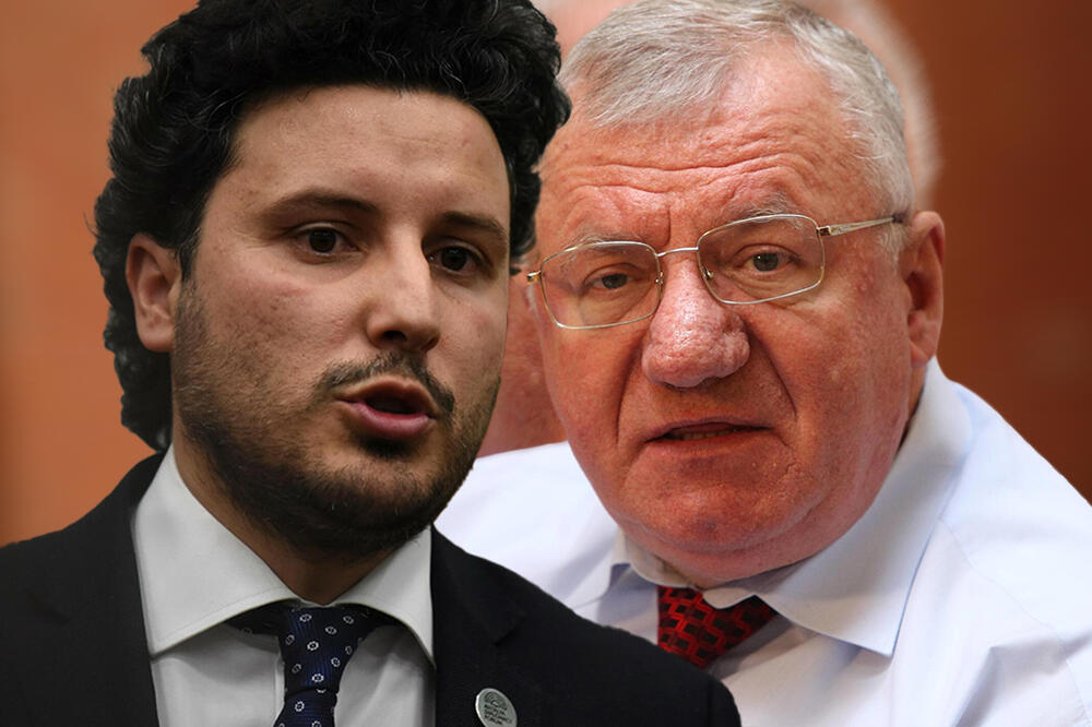 "TRAŽI DRITAN OD VOJE": Vic o ABAZOVIĆU I ŠEŠELJU na koji URLAJU SVI ODREDA