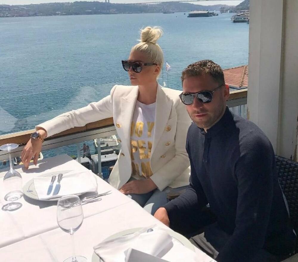 Jelena Karleuša i Duško Tošić, Jelena Karleuša, Duško Tošić