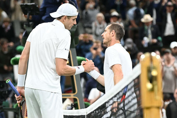 DVOSTRUKI ŠAMPION STAO PRED "BOMBARDEROM": Izner izbacio Marija, Alkaras moćan!