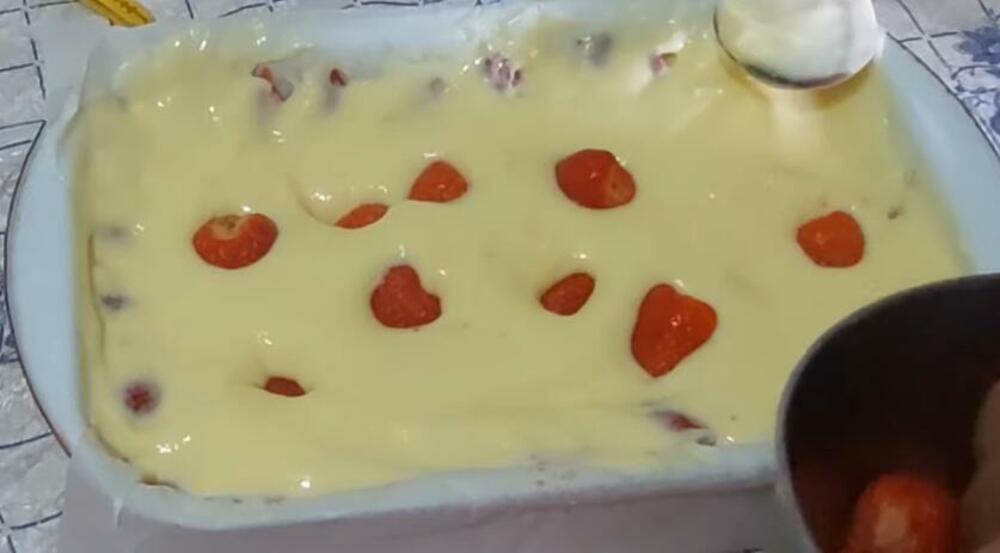 Krempita sa jagodama