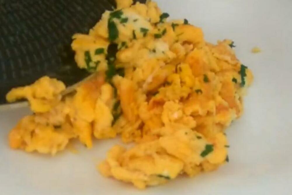 DA BI KAJGANA BILA KREMASTA DODAJTE 1 SASTOJAK: Topiće se U USTIMA, stalno ćete je tako SPREMATI (RECEPT)