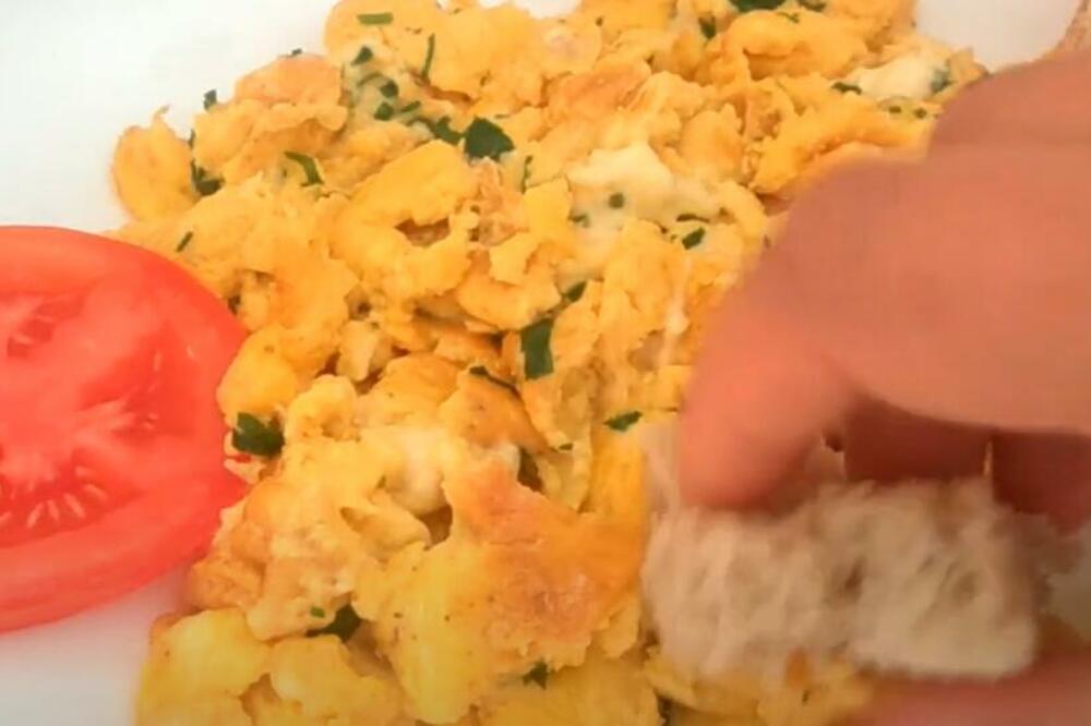 KAJGANA KAKVU DO SADA NISTE PROBALI: Nema ni KAPI ULJA, sprema se u RERNI, ne postoji NIŠTA ZDRAVIJE za DORUČAK