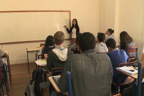 U 180 ZEMALJA SVETA Oko 200 miliona stranaca uči kineski jezik! VIDEO