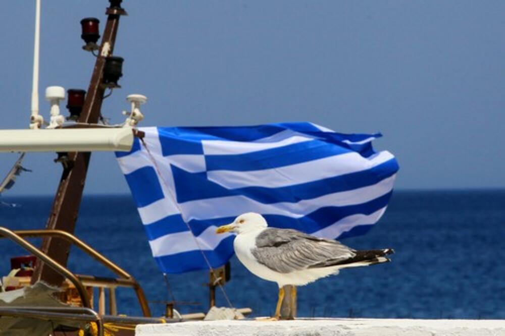 SRPKINJI SE LETOVANJE U GRČKOJ SMUČILO ZA MANJE OD 20 MINUTA: Desilo joj se nešto čemu se NAJMANJE NADALA