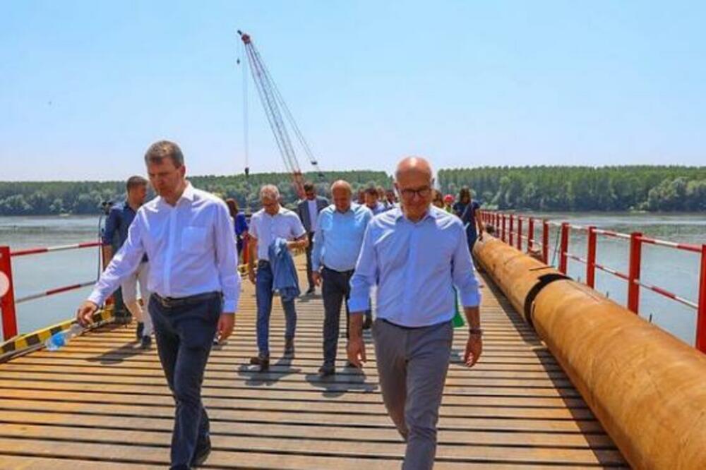 Vučević: Većina nas nije mogla ni da sanja da se istovremeno grade dva nova mosta u našem gradu, a treći projektuje