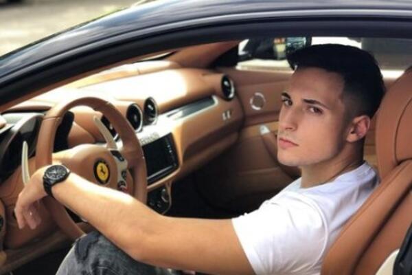 OVO JE ZAMAK MARKA BIJELIĆA! Kada vidite šta sve poseduje, pašće vam vilica: VOZNI PARK ZVERI OD AUTOMOBILA! (FOTO)