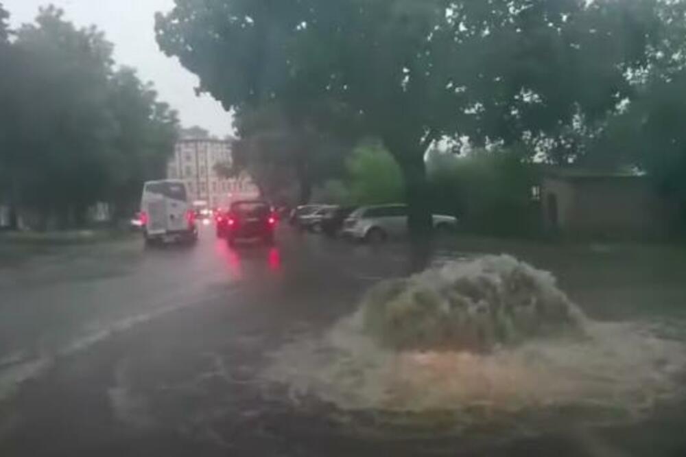 NEVREME U POLJSKOJ I ČEŠKOJ: Vetar nosio sve pred sobom, građani BEZ STRUJE!