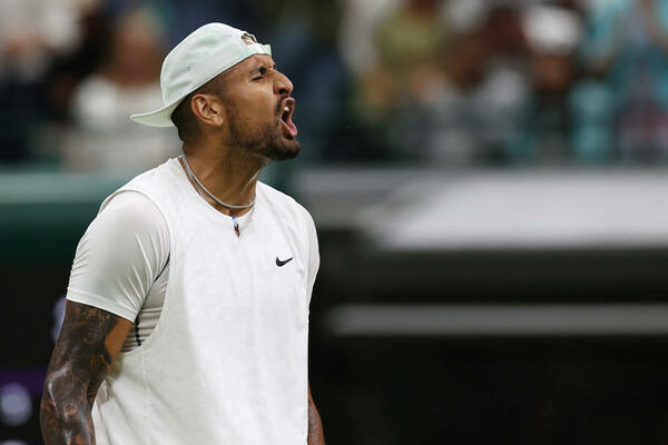 NIKO NIJE OPLEO PO KIRJOSU KAO ZEMLJAK: Vara, manipuliše, vređa, pravi APSOLUTNI CIRKUS! Cicipas se s pravom bunio!